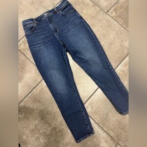 Abercrombie & Fitch The Super Skinny Ankle High Rise Jeans (SHORT)